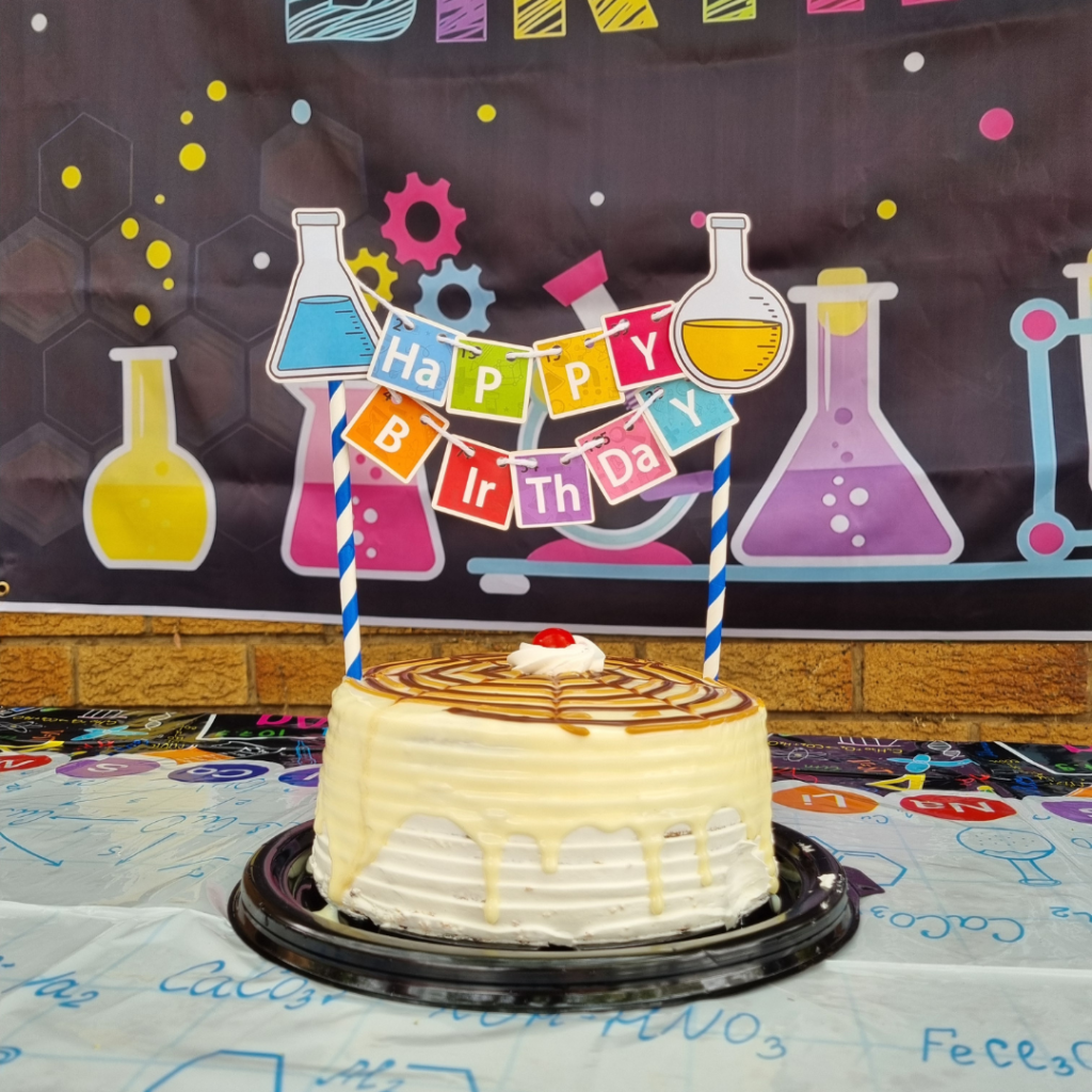 Cake topper 2